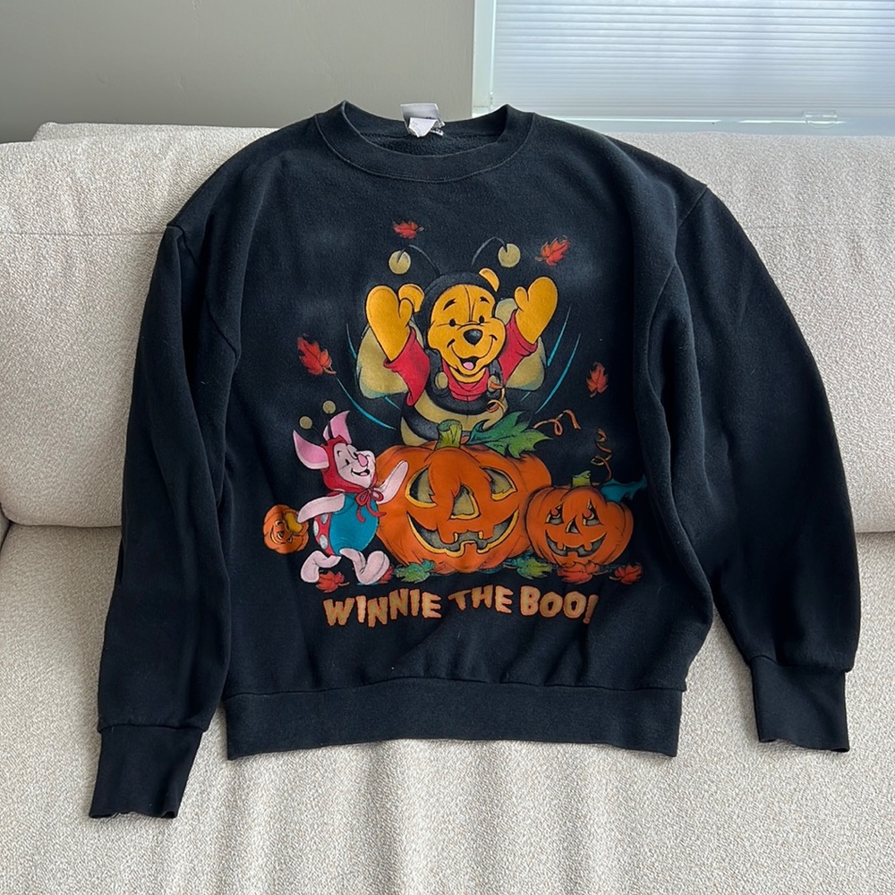 Vintage Disney Store Halloween Winnie the Pooh Crewneck Pullover Longsleeve